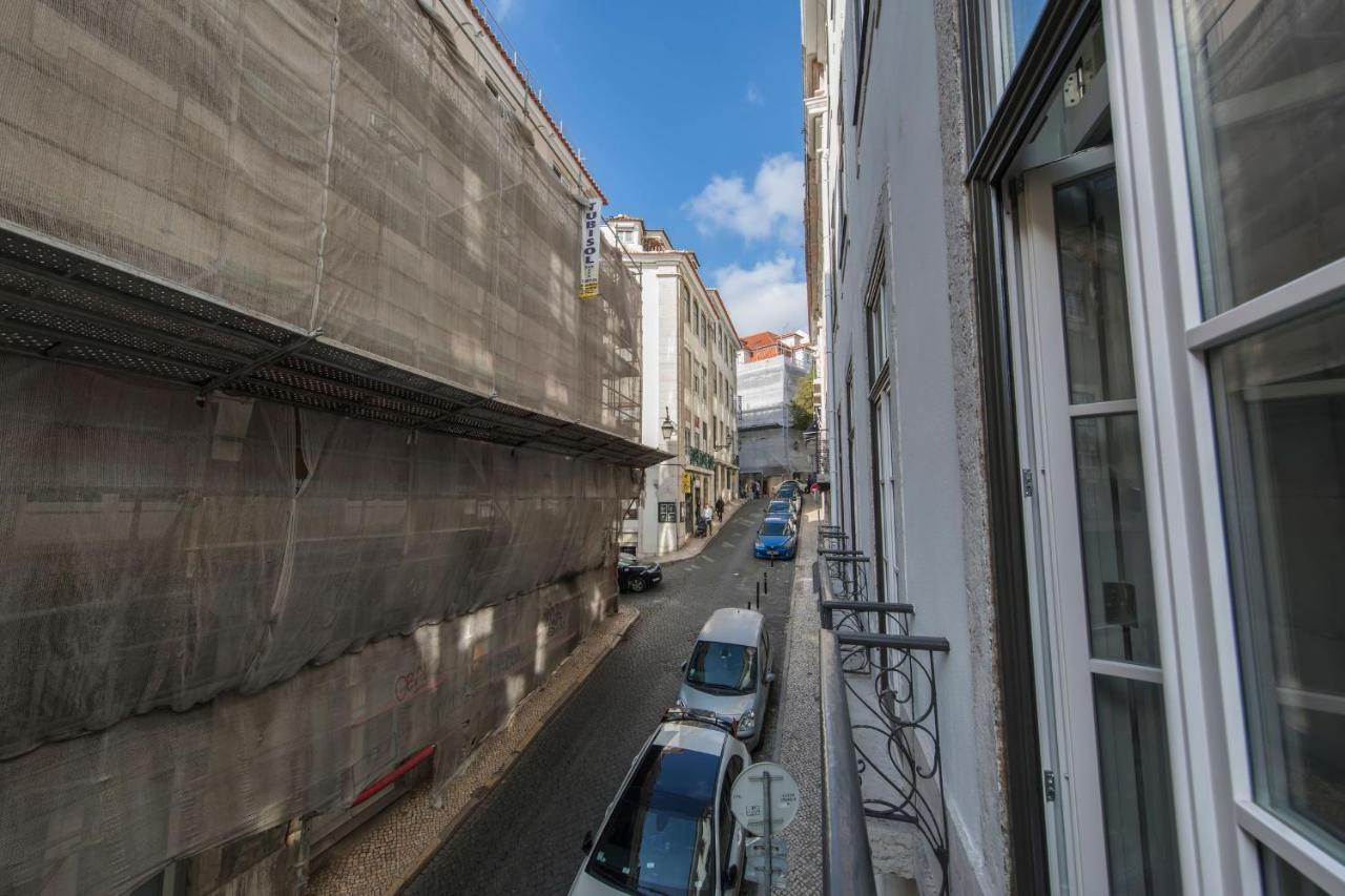 Lovelystay - Charming 3 Bedroom Wonder Downtown Lissabon Buitenkant foto