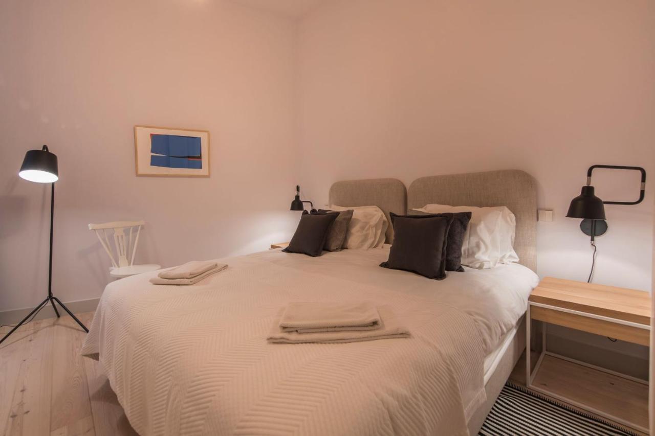 Lovelystay - Charming 3 Bedroom Wonder Downtown Lissabon Buitenkant foto