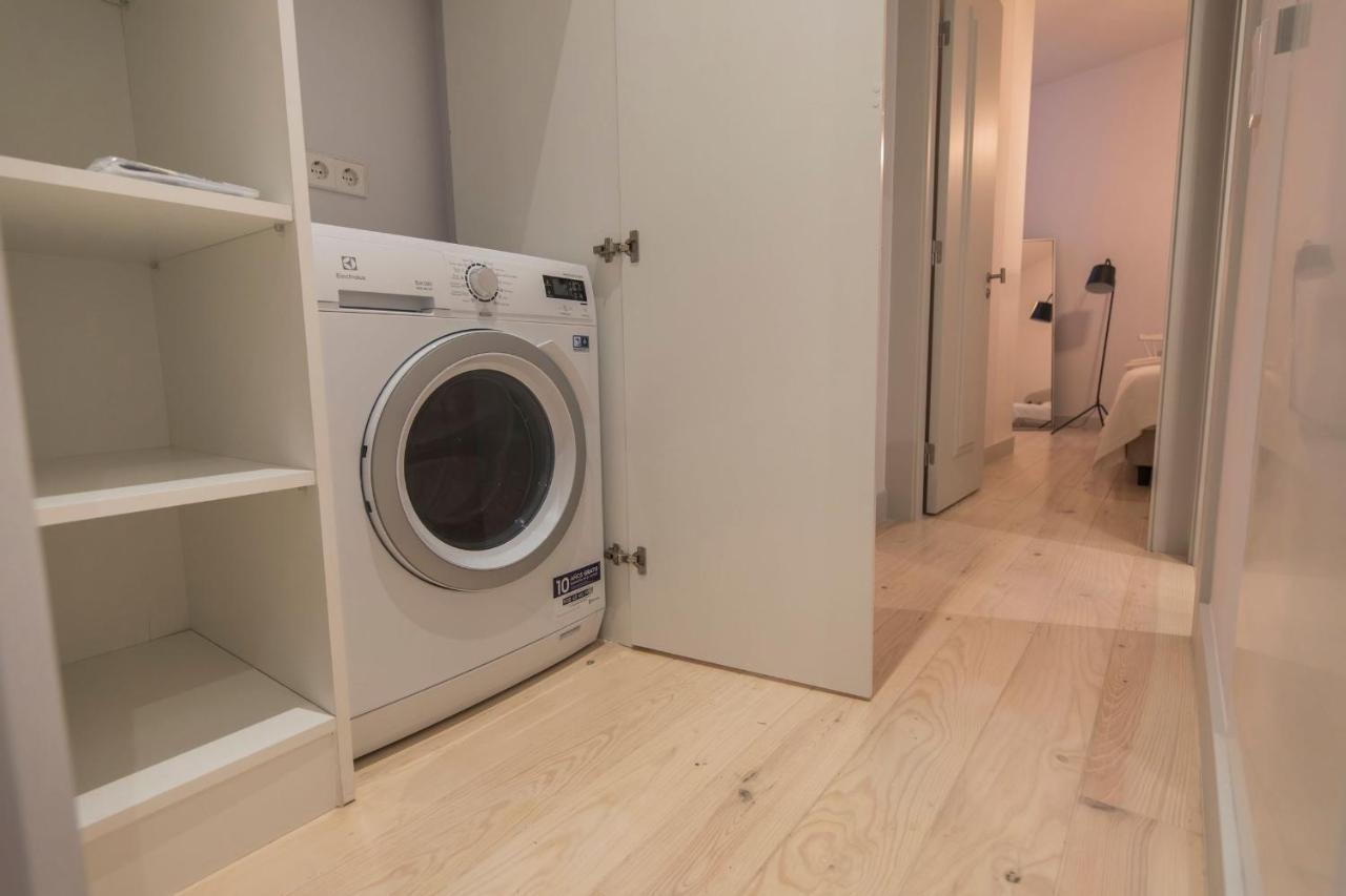 Lovelystay - Charming 3 Bedroom Wonder Downtown Lissabon Buitenkant foto
