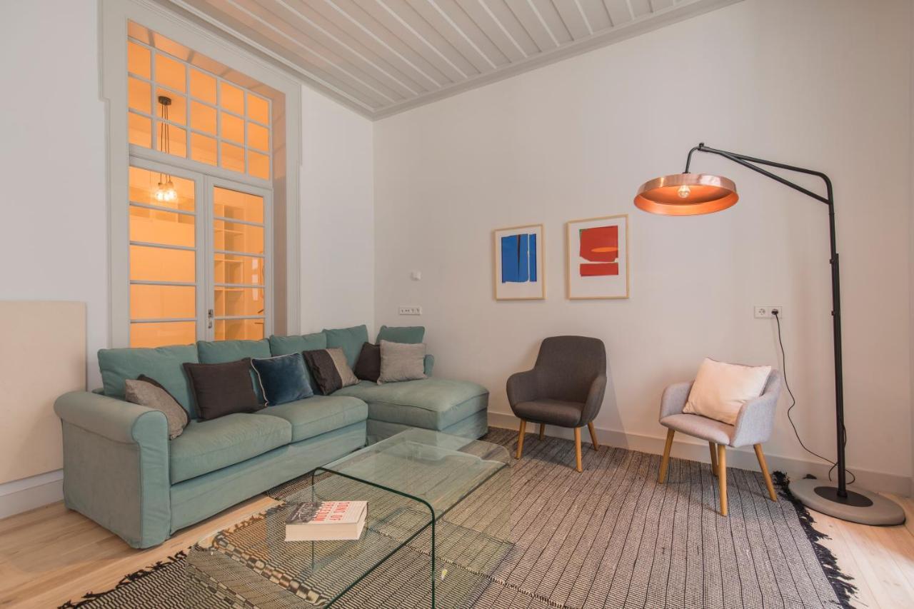 Lovelystay - Charming 3 Bedroom Wonder Downtown Lissabon Buitenkant foto