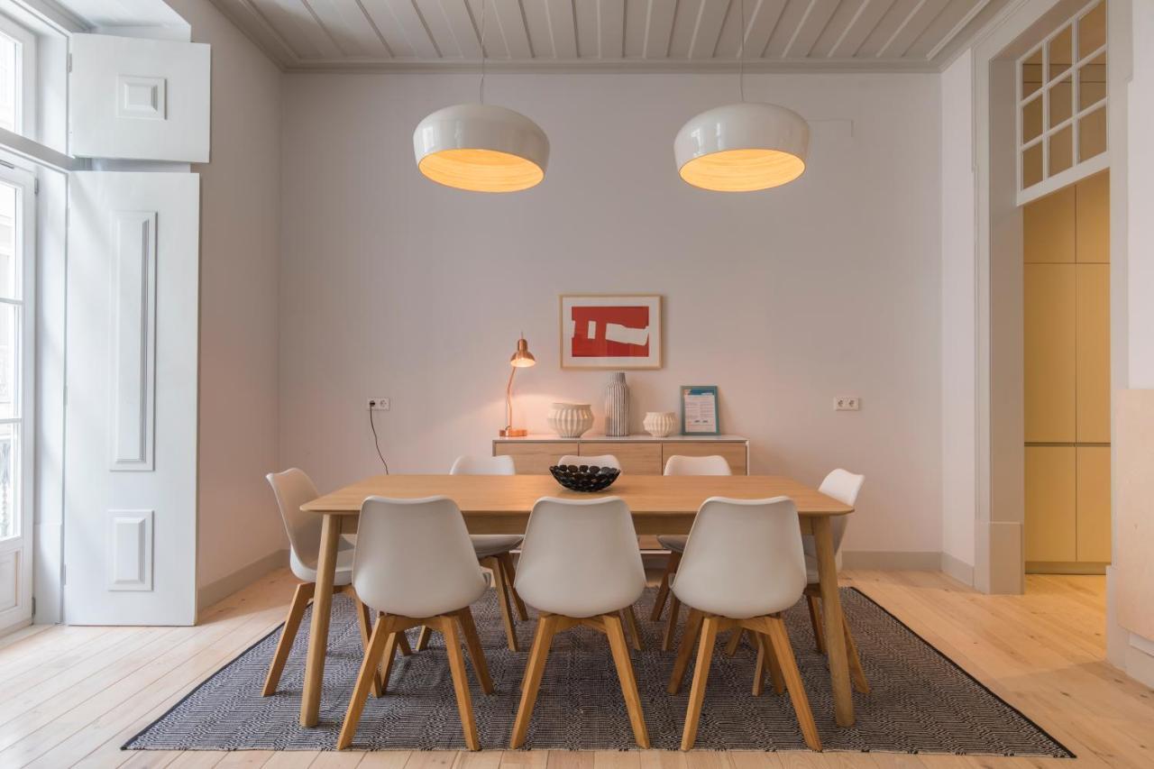 Lovelystay - Charming 3 Bedroom Wonder Downtown Lissabon Buitenkant foto