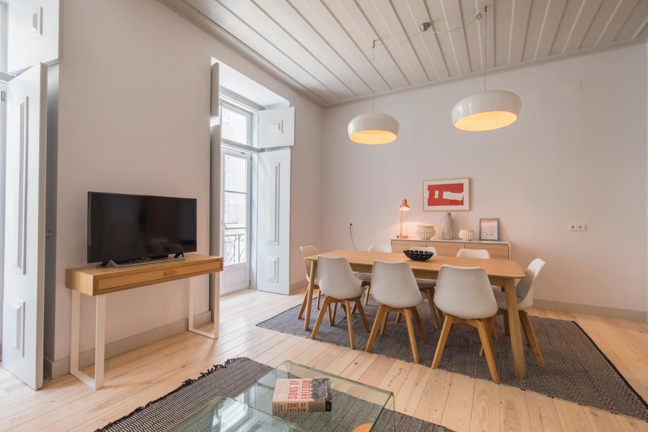 Lovelystay - Charming 3 Bedroom Wonder Downtown Lissabon Buitenkant foto