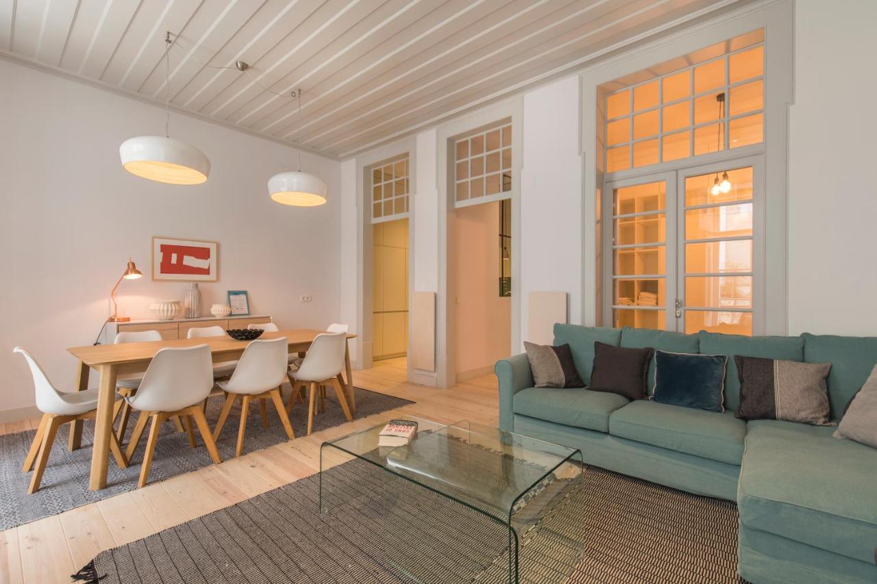 Lovelystay - Charming 3 Bedroom Wonder Downtown Lissabon Buitenkant foto
